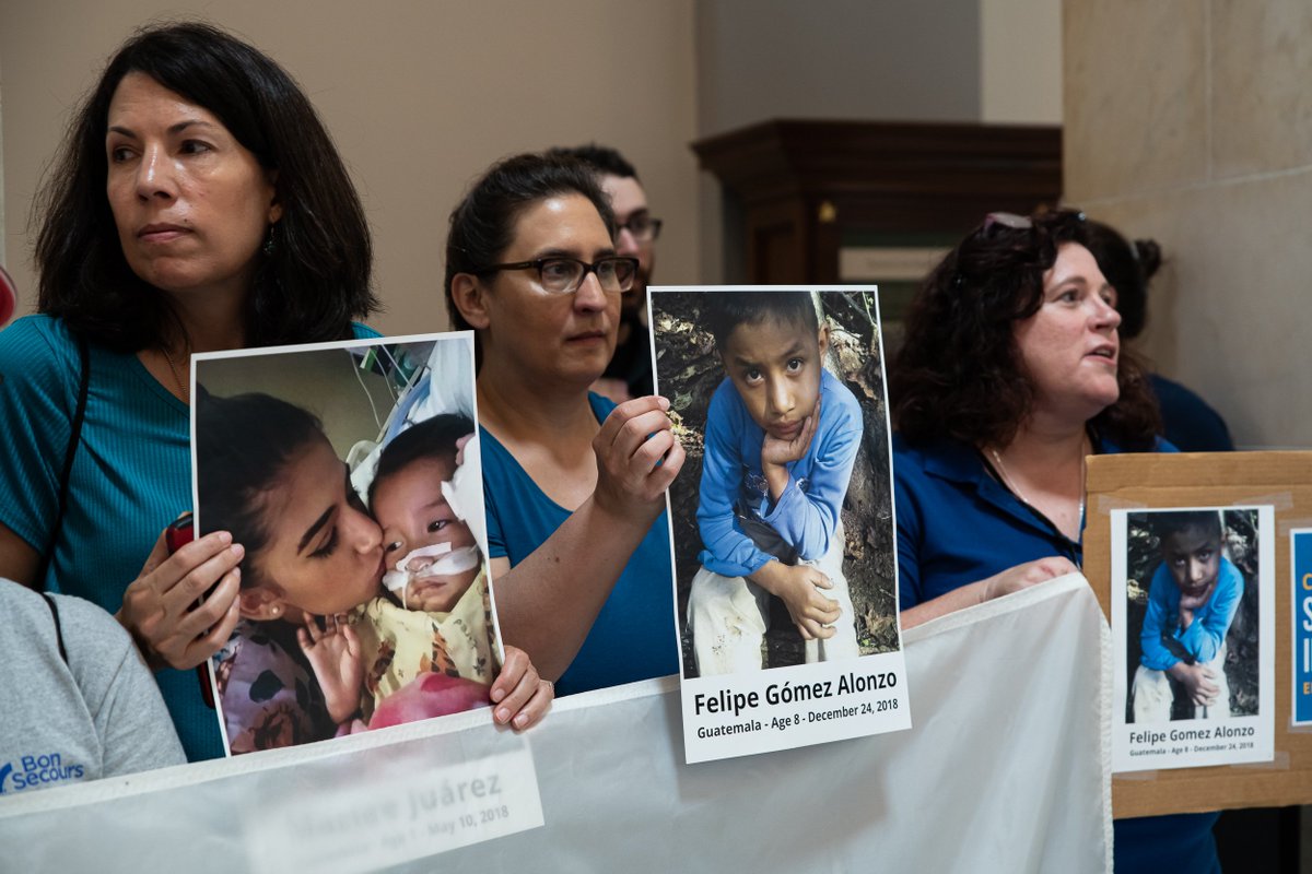 aletweetsnews's tweet photo. Getting to my photos. Catholic nuns and priests held portraits of migrant kids who've died in federal custody. #CatholicDayOfAction https://t.co/Wg6UTH2Mey