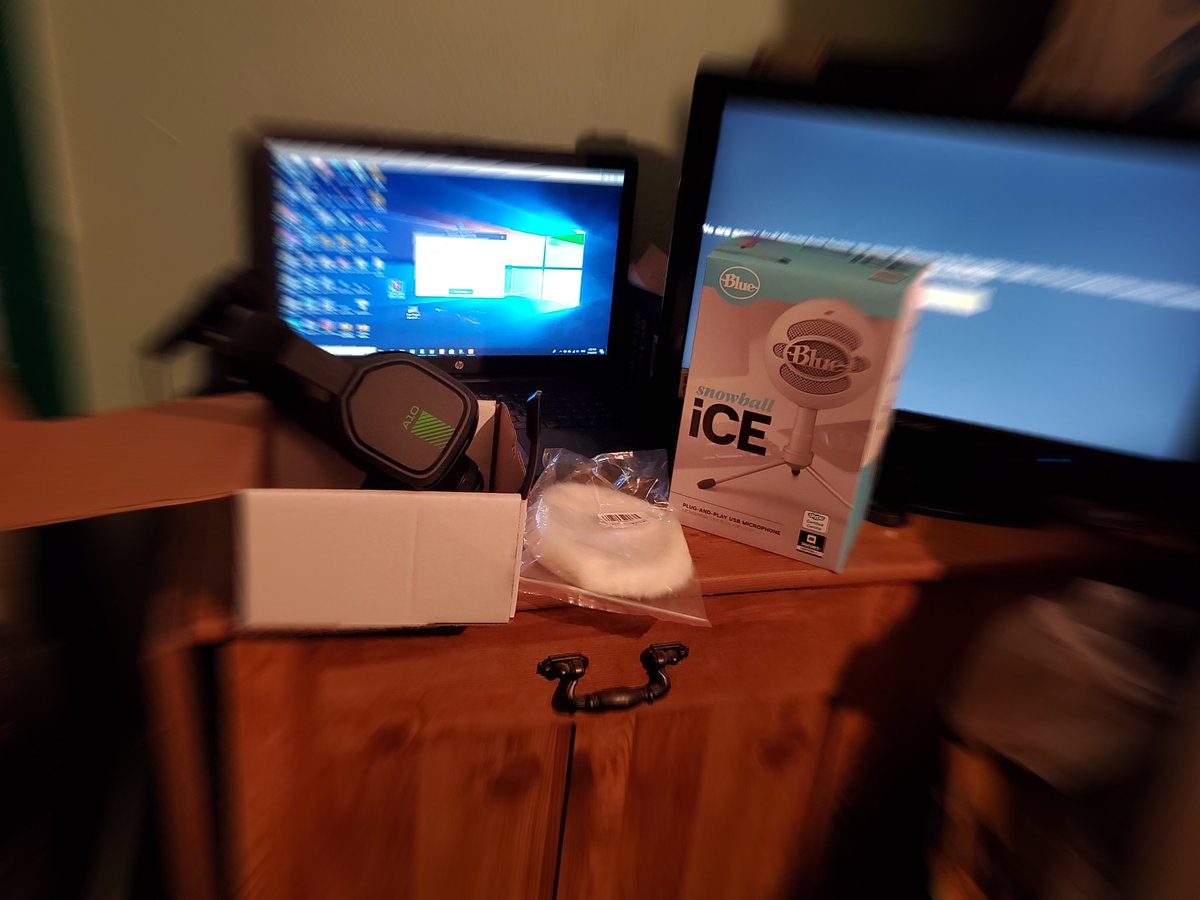 ContentKYNG_YT's tweet photo. Im ready to grind now!!
.https://t.co/CvnOnfZEQe
#NBA2K20 @RTsmallYoutuber #SmallYouTuber #2kcommunityhelp #subscribetomyyoutube #subscribetomychannel #helpmegrowmychannel #smallyoutubersupport #smallyoutubershoutouts @StumpyGrinds @TheRealBandit_ https://t.co/FQ5Pni7Grz