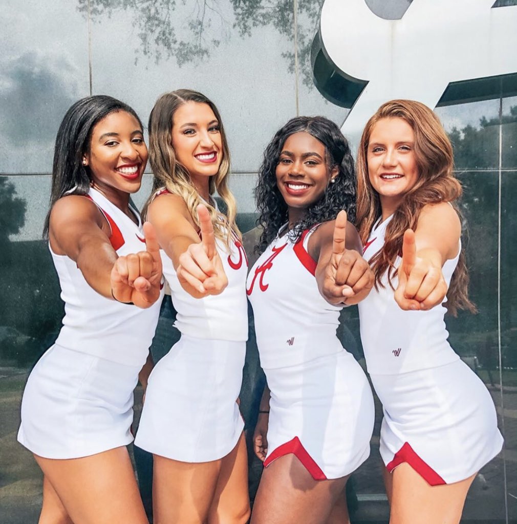 OrangeSection8's tweet photo. Orange Crush turning tide. 

We love our Bama beauties. 

#OC4LAlways https://t.co/muDzLSjOA0