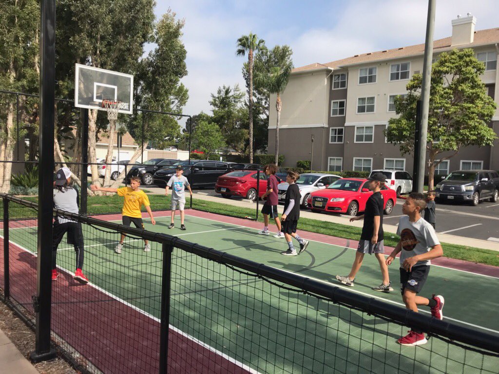 Pacific Selects tweet media