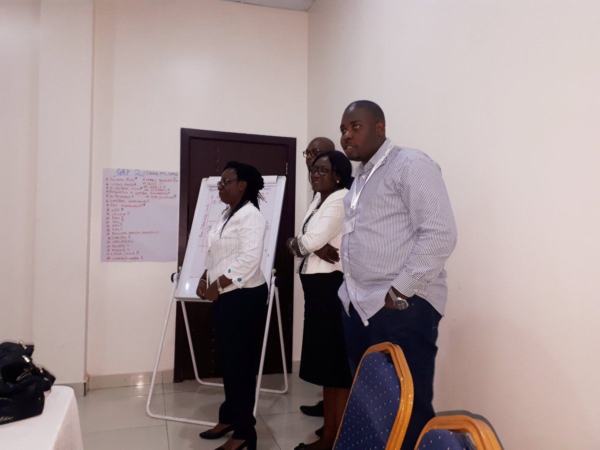 dataninjasteam's tweet photo. stakeholder's mapping in a case study @ARC_Nigeria academy #HELP Logistics training. We are definitely getting better in supply chain management. Go ninjas @dataninjasteam @zukynokeke @ARC_Nigeria @zeoms @OlubimpeG https://t.co/ymEiwCsq10
