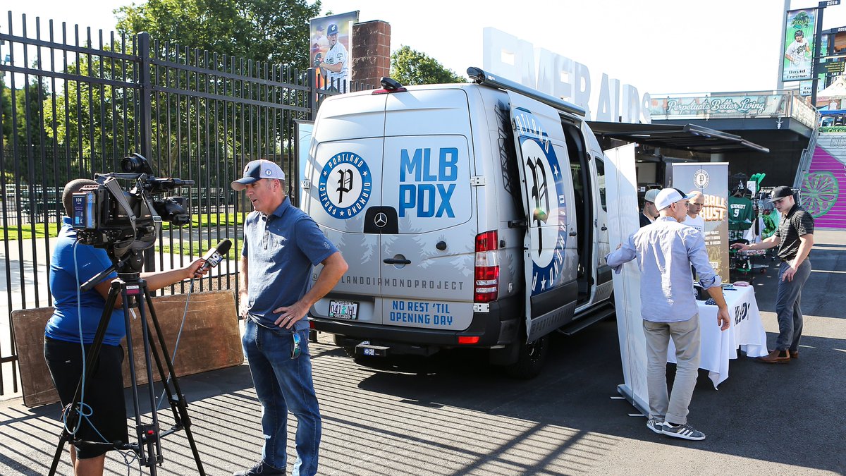 EugeneEmeralds's tweet photo. Welcome to the Emerald Valley, @PDXDiamondProj! They're making the media rounds at PK Park today as part of the #baseballORbust Statewide Tour. https://t.co/NUREXyEW6t