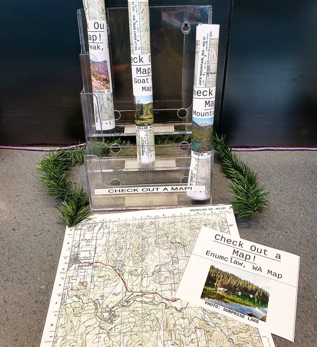 masterranma's tweet photo. Laminated Green Trails Maps are now available to check out from the library! Request online for pickup at any branch: https://t.co/SfPOOeuF5F #hikingmap #hikingguide #hiking #pnw #greentrailsmaps @SPLBuzz @supportspl @FriendShopSPL @FriendsOfSPL @kcmetrobus https://t.co/rcOsA0AntB