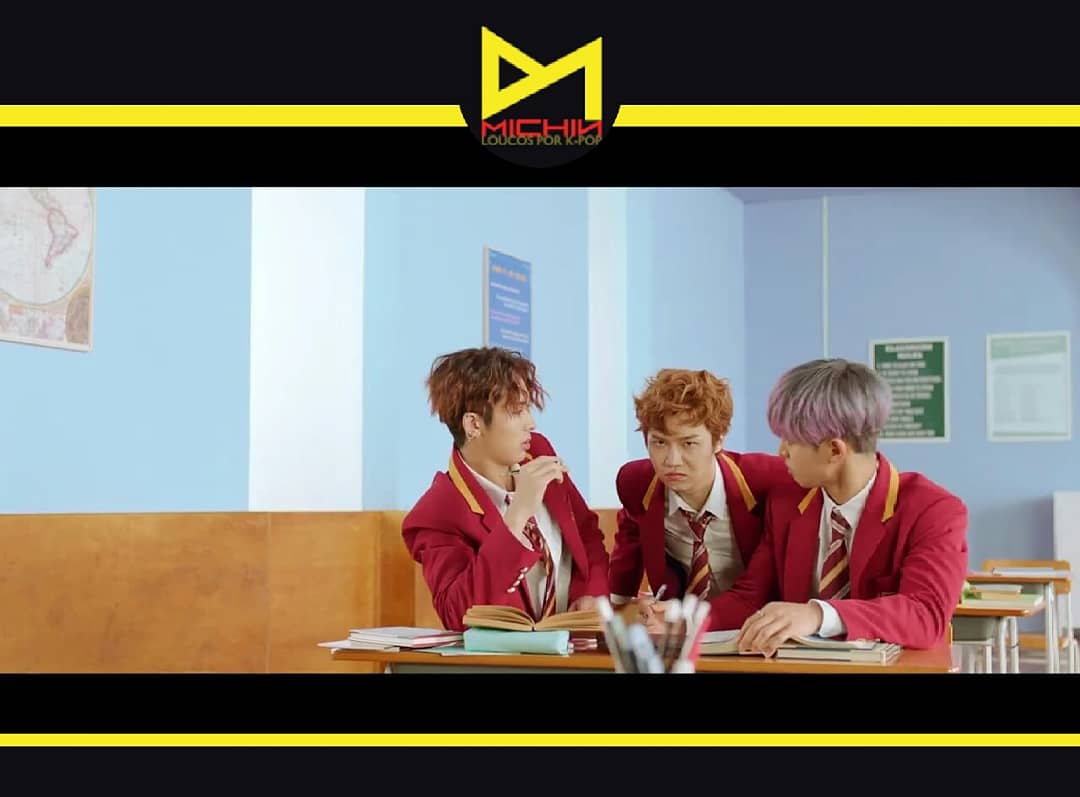 MichinFandom's tweet photo. Depois de ver duas notícias tão tristes vamos falar de coisa boa?
.
Aí vão algumas imagens do mv #Humph, comeback do #Pentagon. O mv é só fofura, vai lá dar uma olhada! https://t.co/6yD1FByM25