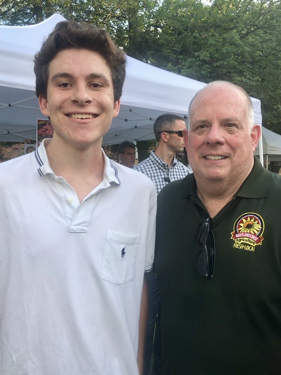 jakjr_'s tweet photo. I had the honor to meet and shake hands with @GovLarryHogan at the Buy Local Cookout tonight #BuyLocalCookout https://t.co/vWUaC6Qo7o