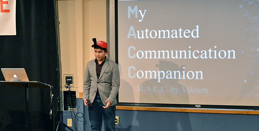 2019 艾睿電子創新獎得主Vikram Anantha 創造了一種技術原型，教導使用者如何識別和發現他們看到的物體，希望透過此技術能有朝一日幫助自閉症患者。. arw.li/6011EaFSt