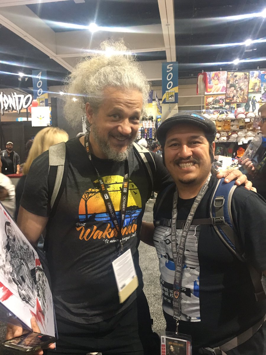 Met @JoeUgly today! Such a nice guy! He’s great in “Happy!” as the “Very Bad Santa.” If you haven’t checked it out yet, season one is on @netflix #joereitman #happyseason1  #verybadsanta #syfy #netflix #grantmorrison #SDCC2019