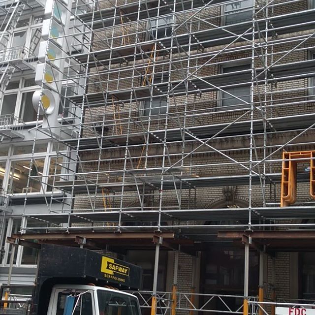 Flipper29867006's tweet image. #work #scaffolding #scaffoldsolutions #scaffolds #scaffoldsf ift.tt/2JQI73A