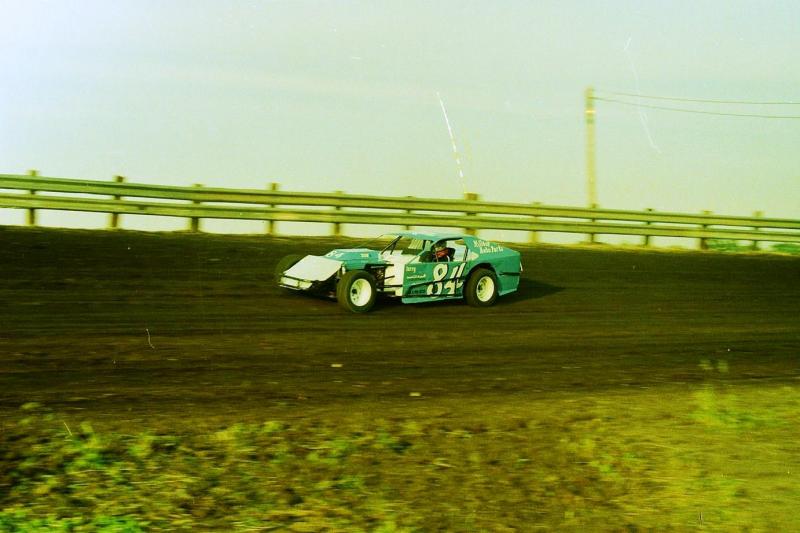 dirtshow's tweet photo. Tune in to the Dirt Show this Saturday for former IMCA Modified driver now IMCA Stock car driver Joe Schmidt! https://t.co/1T5lqjAWep