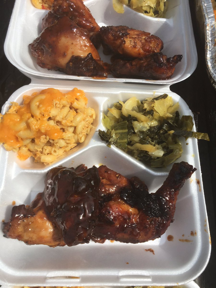 chefm3mphiz's tweet photo. BookUp
#chefm3mphiz #itsreallylikethat #chefm3mphiz #str8upouttam3mphiz #weaimtopleasewithwhatwefeed #whowantdasmoke💨 #MemphisBbQ #fayettevillenc #Foodies #BBq #DaM3mphizwayy #FoodPorn #supportblackbusiness #LockIn https://t.co/HIHuIQB4cQ