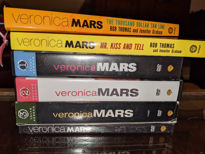 Almost ready for @veronicamars Season 4!! I've finished my rewatch, now to finish my rereading! #VeronicaMars