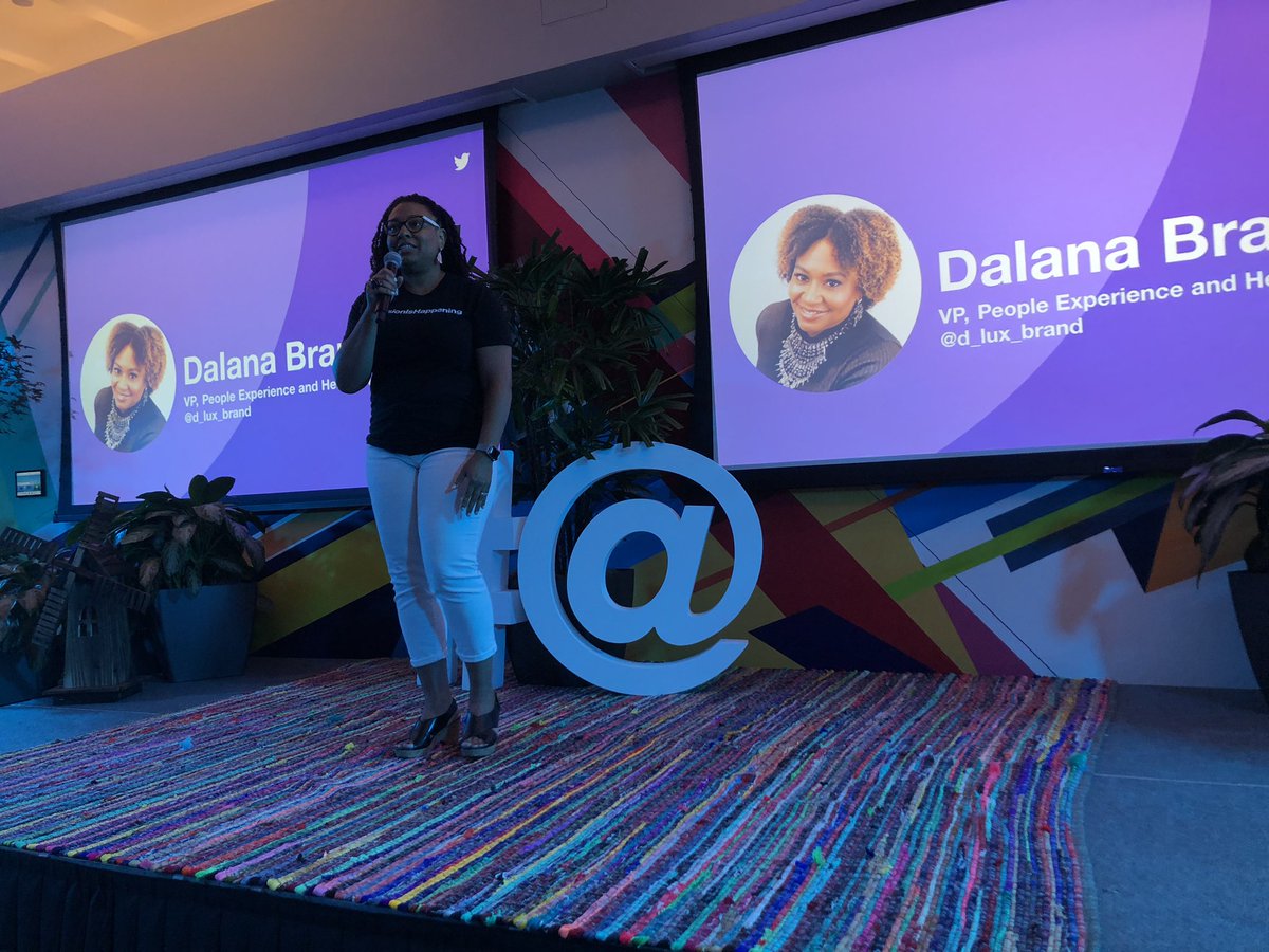 katmhuang's tweet image. @d_lux_brand just called on me: What do you think it means for Twitter to be an open company?

Me: Just like how you should be able to say your thoughts on Twitter, you should be able to share your ideas in the company and be heard—even if you’re “just” an intern

#sfsummervibes