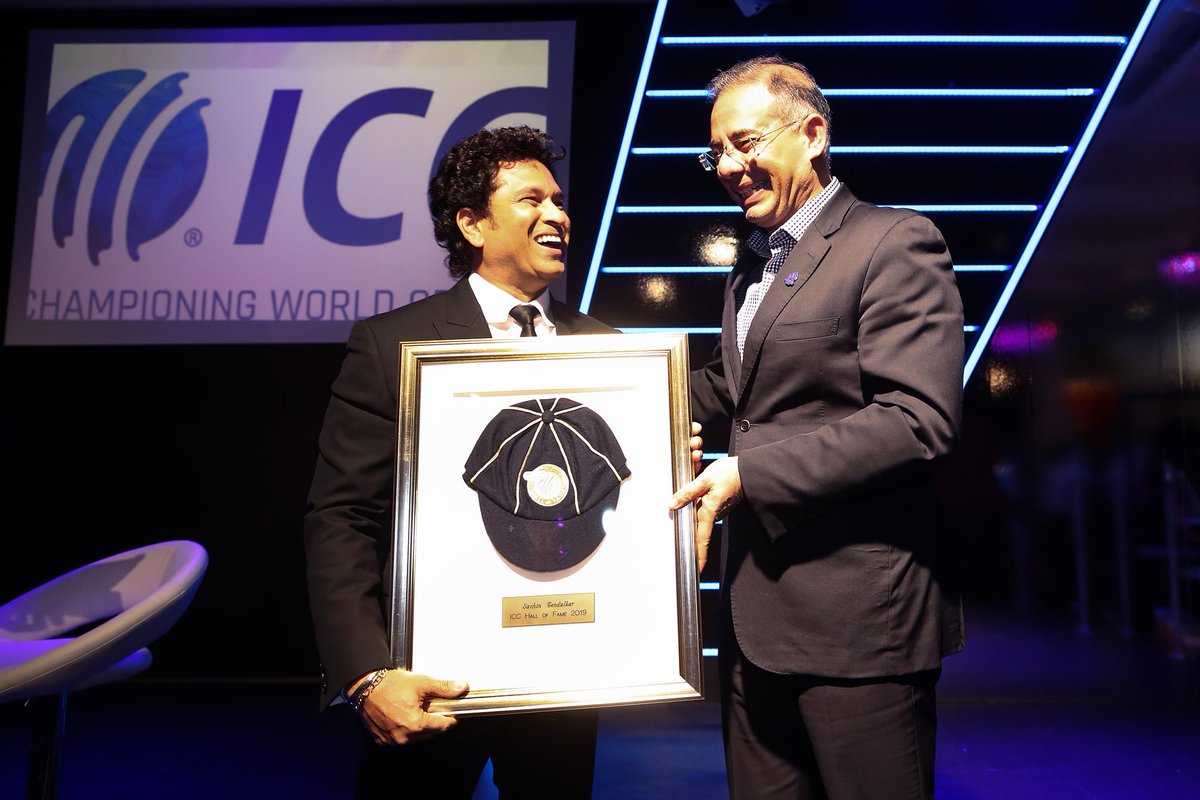 GautamGambhir's tweet photo. Congratulations on being inducted in the #ICCHallOfFame @sachin_rt paaji. Something I earnestly believe should have happened in your playing days itself 😉👏 Very well deserved. https://t.co/WGPbvLIeBZ