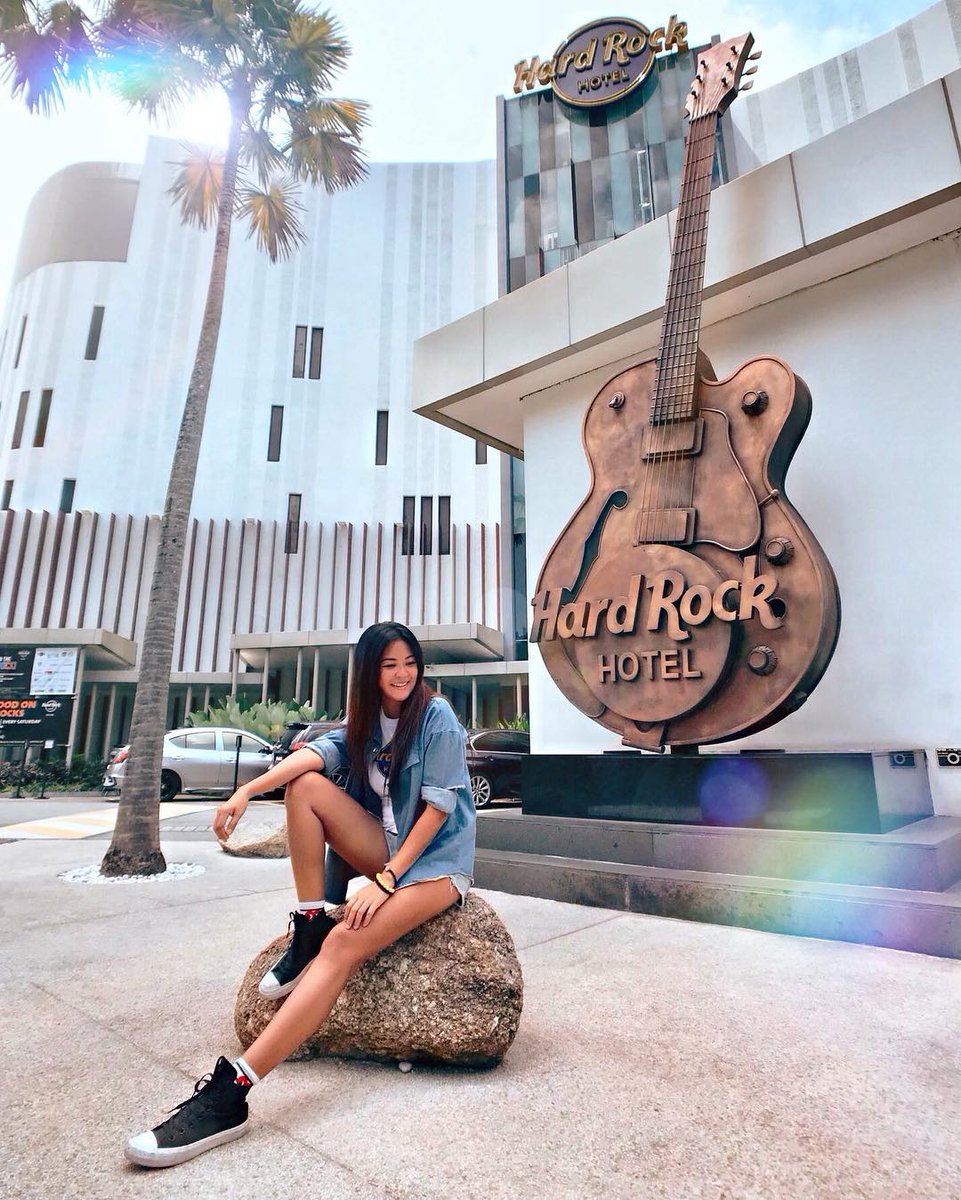 It's always a rockin' good time here 🤟 #HRHPenang #HardRockHotels

📷: shewalkstheworld