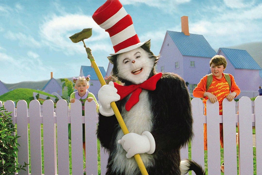 on_raised's tweet photo. C’mon guys... I’m really not seeing what’s so bad about this #CatsMovie trailer. https://t.co/qWpyzyzM98