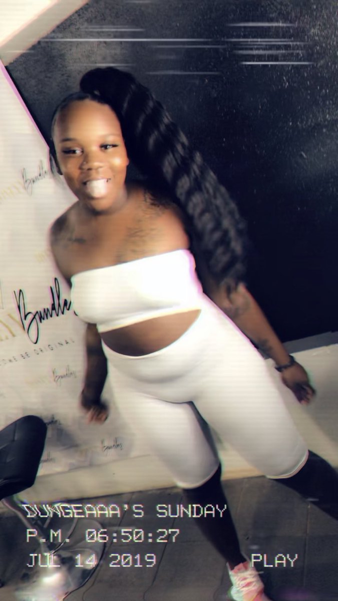 AriellRobertso2's tweet photo. NewPFP😘😘🤤🤪 https://t.co/UpOfkReufg