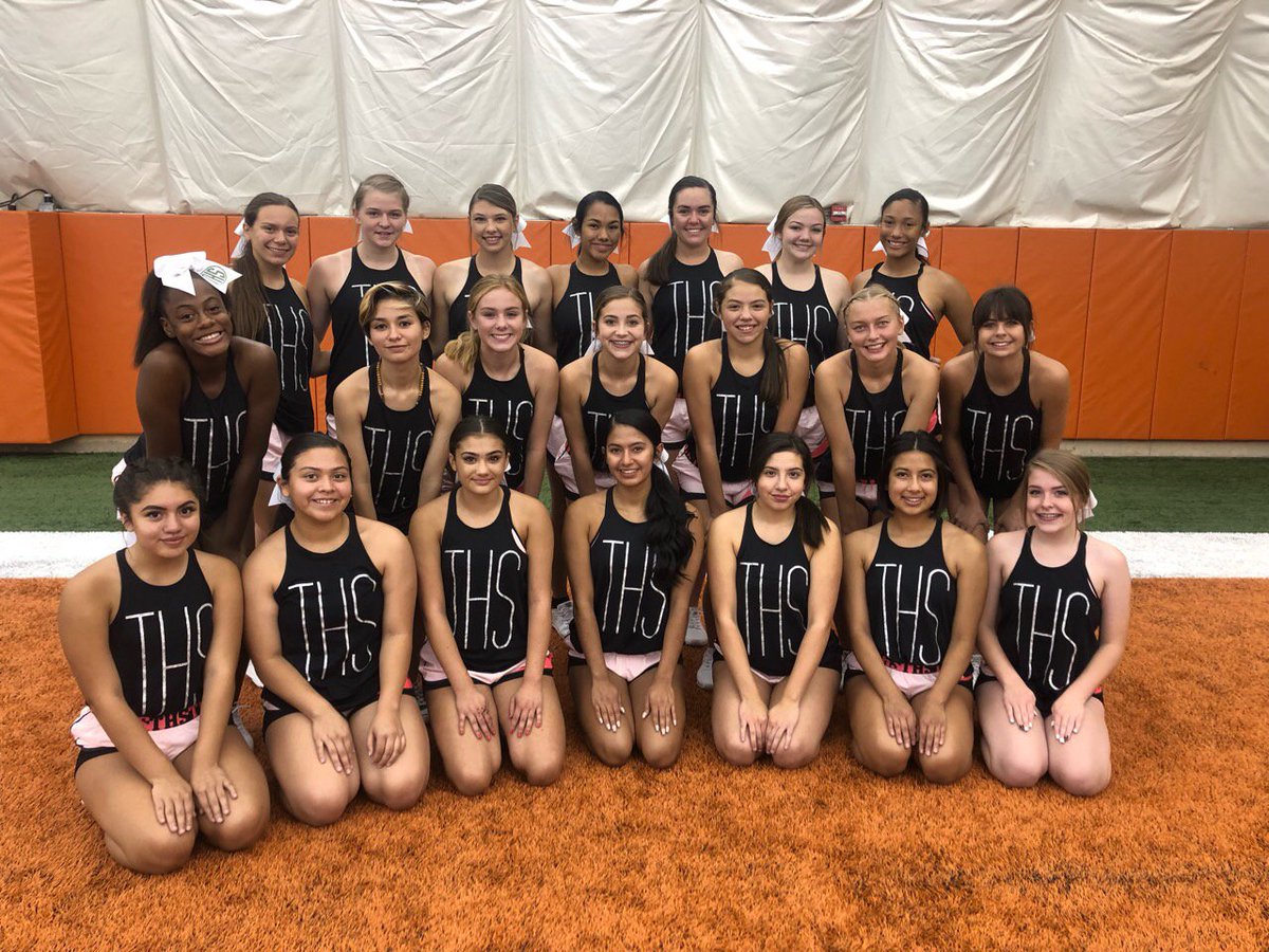 thscheerleaders's tweet photo. Day 2 and Day 3 of @UCAupdates cheer camp at University of Texas at Austin! 🐂 https://t.co/9eSKQHxveJ