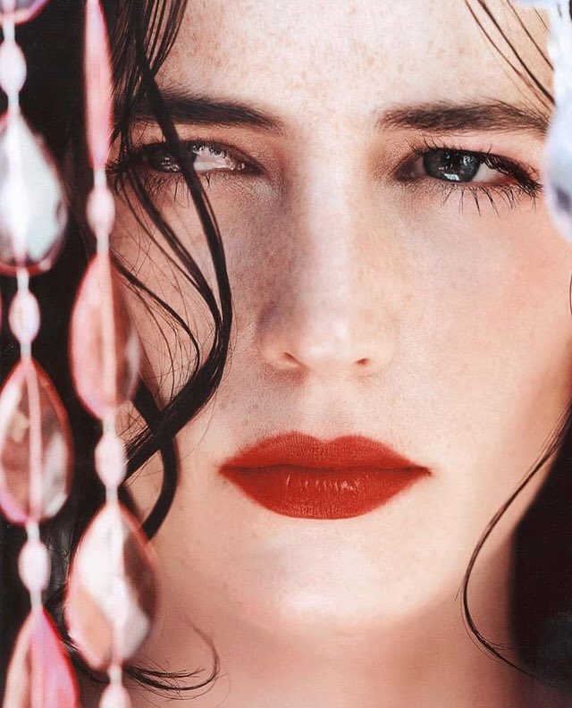 evagreenpost's tweet image. 