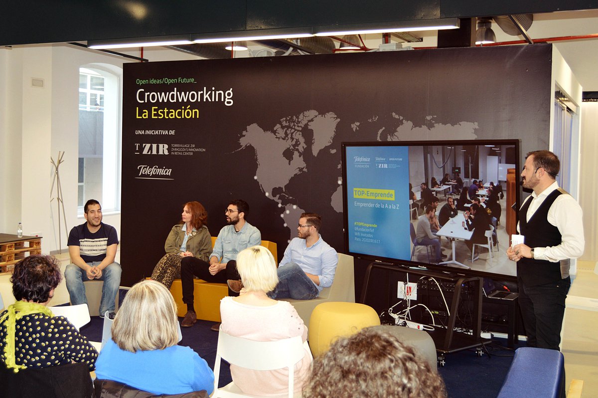 TZIR_'s tweet photo. #TOPEmprende ha reunido a jóvenes para mostrarles las oportunidades del #emprendimiento a través de los casos de éxito #MIZesta, @Hunteet y #TheIfs. Además, Juan José Muñoz, director de #OpenFutureCostaRica, ha explicado su modelo https://t.co/uflVDYQPLf https://t.co/f1z5Z95jcj