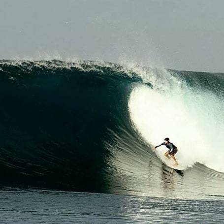 SumatranSurf's tweet photo. HTs #sumatransurfcharters #surfingiseverything #surfcharters #Lancesright #waveoftheday #surfedout #surfsumatra #Indonesia #surfmore https://t.co/Z3LaK94MHz