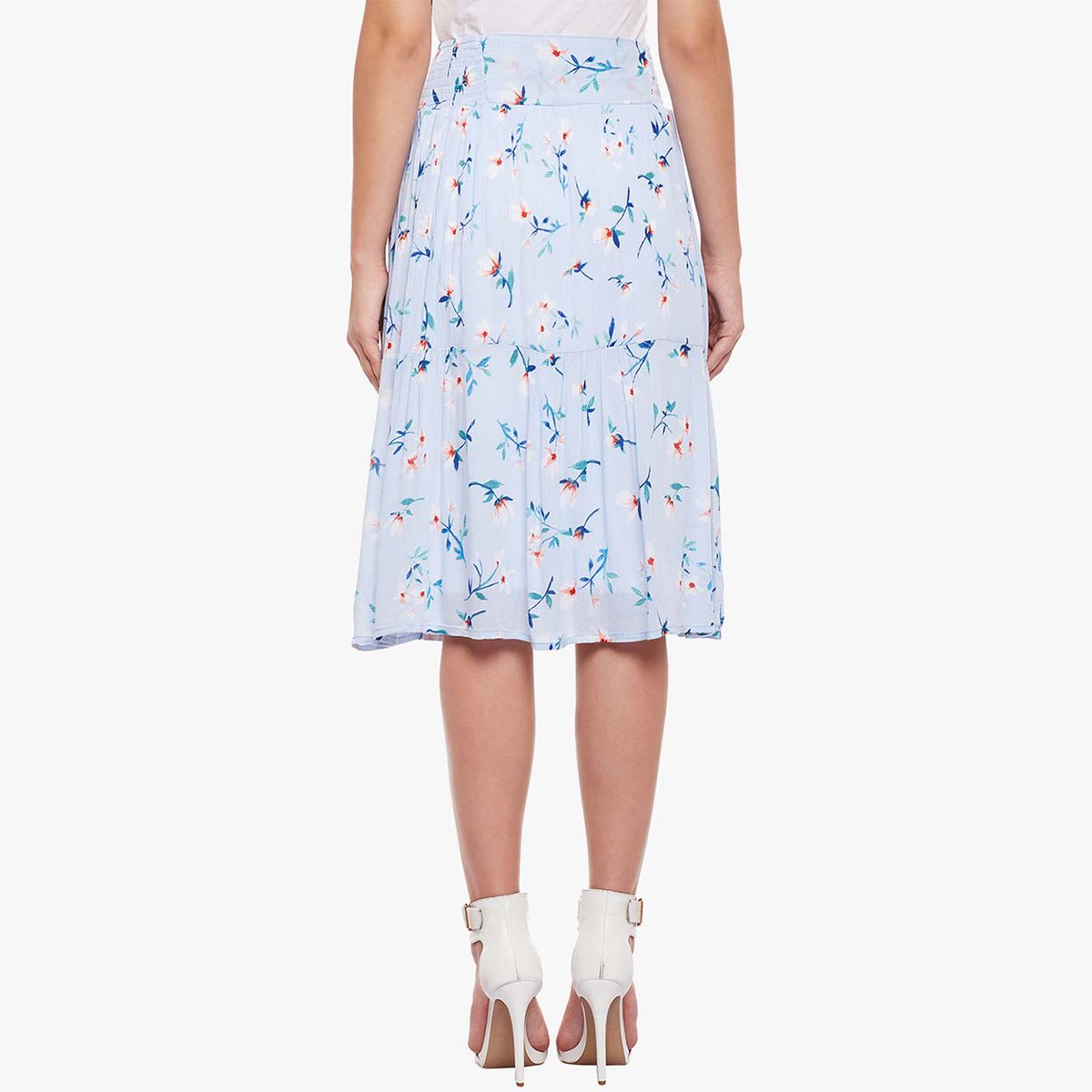 oxolloxostore's tweet image. #Summer is out and why should boys have all the fun? Have an insane girl's day out and look your #stunnning best with this #midiskirt from the house of OXOLLOXO. 

Shop Here - goo.gl/LjqZdm