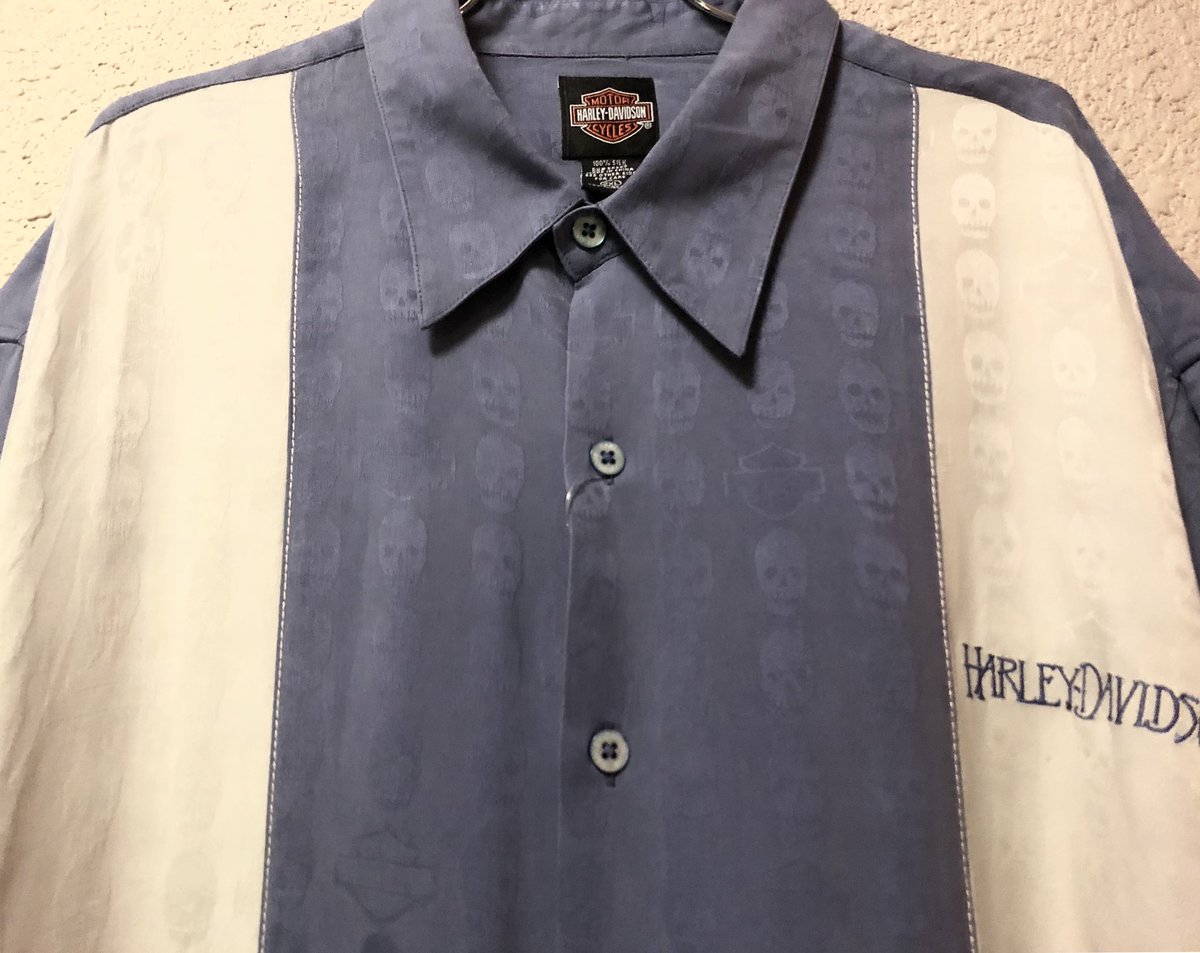 ragla_magla_s's tweet photo. RAGLA MAGLA 下北沢
old "harleydavidson" skull pattern s/s line silk shirts
¥10,800(tax in)
#raglamagla #shimokitazaw #used #vintage #ラグラマグラ #下北沢 #下北 #古着屋 #古着 #shirt #shirts #lineshirt #lineshirts #opencoller #harleydavidson https://t.co/Hu50UegGlu