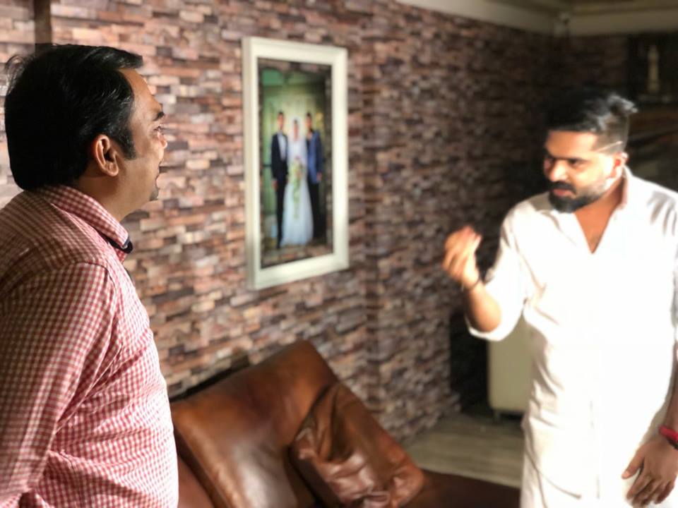 kollywoodtimes's tweet photo. #STR with #RangarajPandey Exclusive Interview in #ThanthiTV. Simbu #UniteForHumanity #STRunites https://t.co/sGj1ET6cZj
