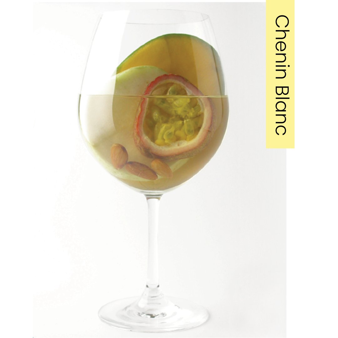 Chenin Blanc. Usually displays fruit or floral flavours. It has a soft, silky palate and often hints of sugar. With age, Chenin’s develop honeyed, tropical fruit flavours. #julietcullinanstandardbankwinefestival #jcsbwinefest2018 #capewineries #southafricanwine #tastingtipTuesday