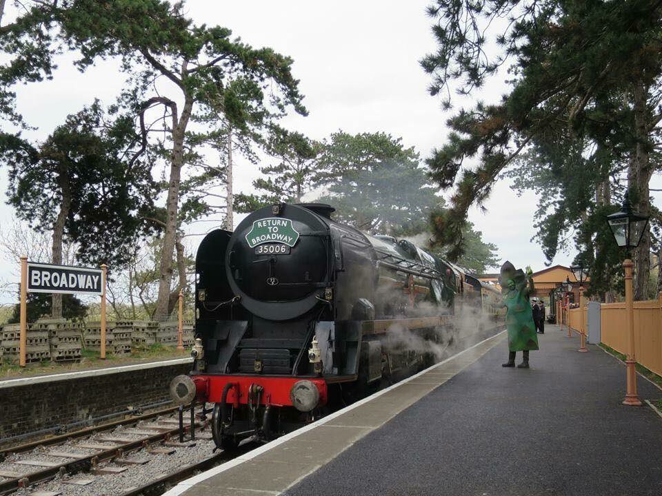 Climb aboard the Asparagus Express and join us to kick off The British Asparagus Festival 2018

Don’t forget that tickets must be purchased before the event so don’t miss out and order them now! 

britishasparagusfestival.org

#valeandspa
