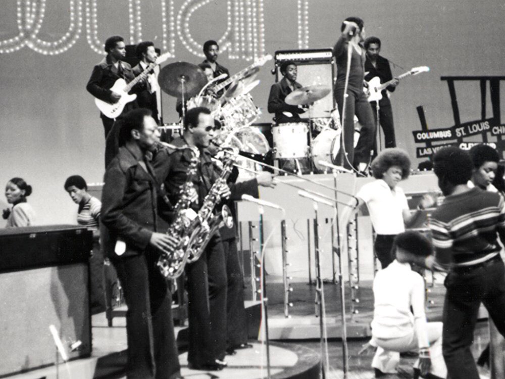EonIrving's tweet photo. James Brown’s super funky backing band THE J.B.’s @funkyfredwesley #ArtistOfTheWeek ‘Rhythm &amp; News’ Tues-Thurs 4-7pm UK @Crackersradiouk #feelgoodmusic #Soul #Funk #Jazz #DoingItToDeath #GimmeSomeMore #SameBeat #KeepItCrackers #Radio #TuneIn https://t.co/GivT5QQrGS