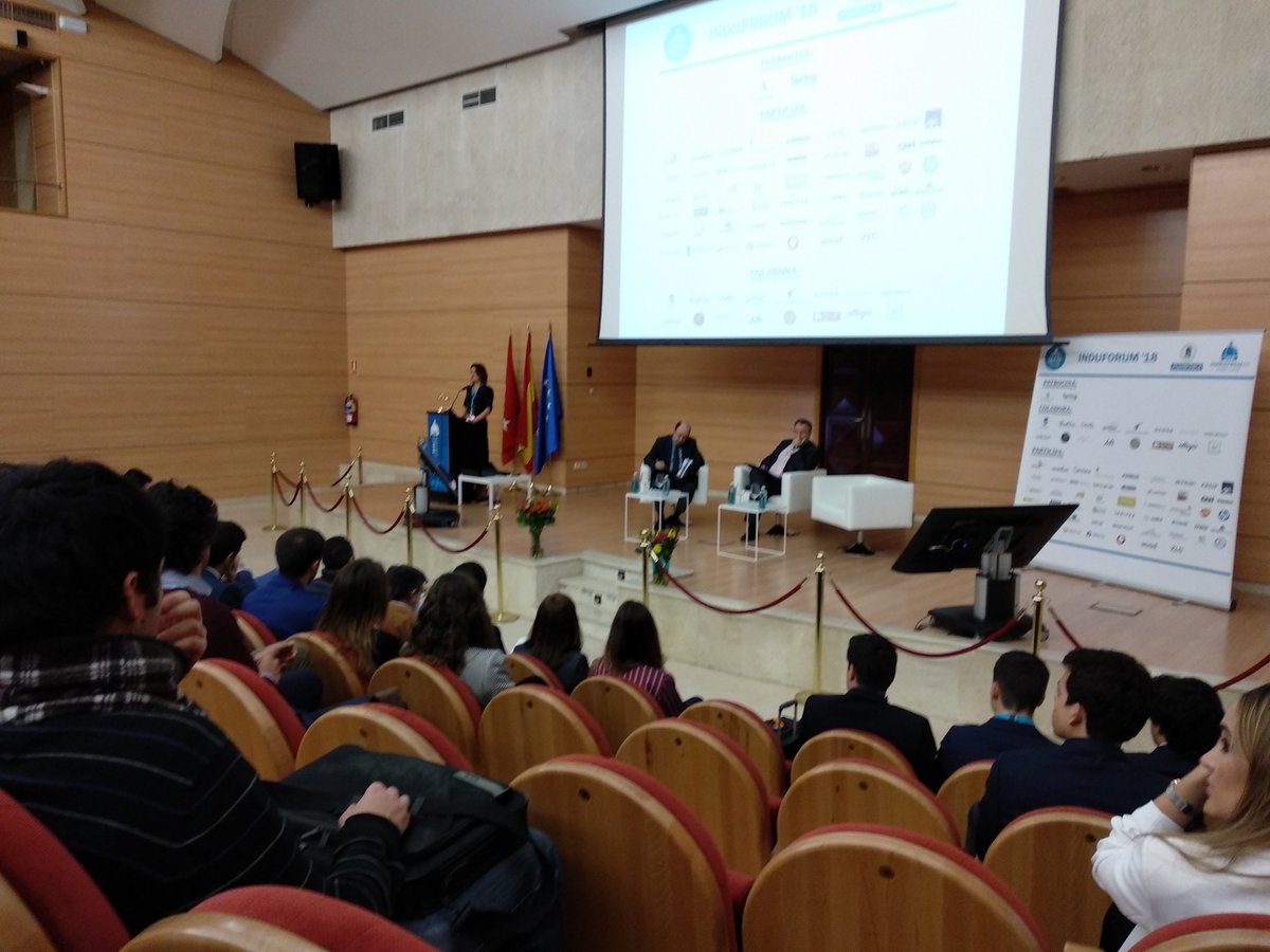 Oscar_ETSII's tweet photo. Comienza Induforum 2018 @industrialesupm https://t.co/Pl4oTZhawY