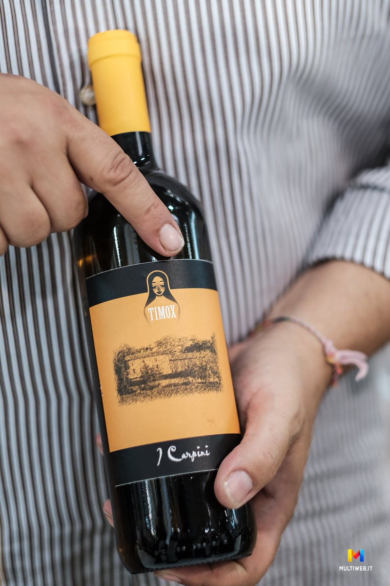 studioVitaliano's tweet photo. TIMOX @Cascinacarpini
La macerazione sostenuta a cui segue un periodo di maturazione in vasca scolma con tanto di fioretta a cui segue una elevazione parziale in vaso di ceramica fanno di questo vino un vero e proprio vino estremo #TiRaccontoIlVino #Piemonte #vinitaly2018 #timox https://t.co/EZviwBb2Zp