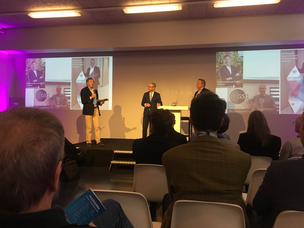iwanblokker's tweet photo. De start van dag 1 van @weekonnect. De opening gisteren was top. Ik ben benieuwd naar vandaag. #Drimpy #PGO #ehealth https://t.co/JJrQxEZvho