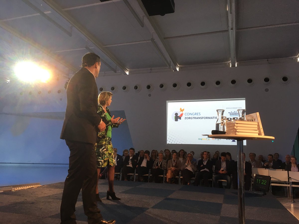 @PhilipIdenburg en Monique Philippens aan het woord. @zorgtransformatie @BeBrightEU