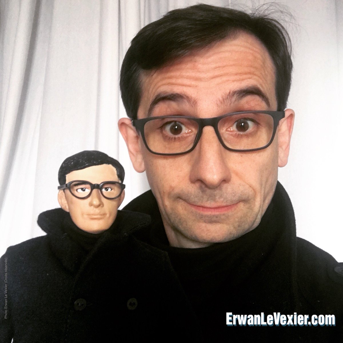 ErwanLeVexier's tweet photo. Moi c'est Afflelou (et mon mini-moi aussi) #MoiCestAfflelou #SmartTonic #glasses #EyeWear #Eyes #Smart #Clip #AlainAfflelou #GIJoe #ActionMan #minime #ActionJoe #GroupActionJoe #onesixthscale https://t.co/qLUTkO1VuJ https://t.co/dBOPytQMRk