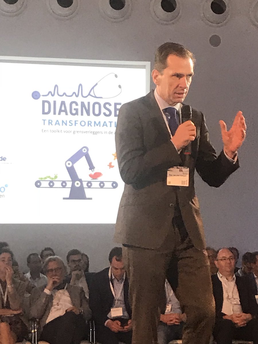 #zorgtransformatie @basvandendungen gaat in op belang beweging/transformatie en juiste zorg op de juiste plek. Het gebeurt al, uitgaan van mensen, niet alles is zorg, op de juiste plek, met inzet van ict/ehealth.