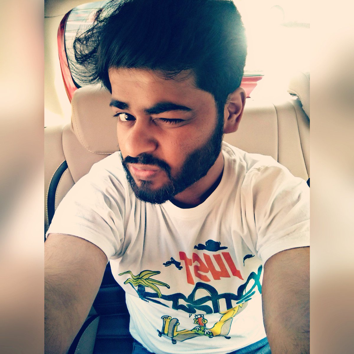 Yasharth93's tweet photo. #NewProfilePic https://t.co/3U7A9PMuMe