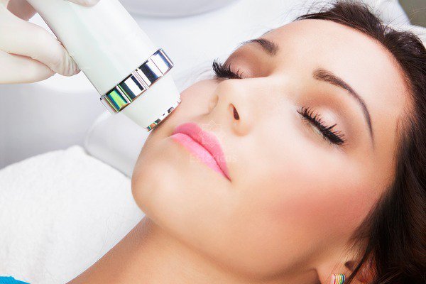 Clinica_Imema's tweet photo. #FelizMartes ¿conoces los múltiples beneficios del láser facial? En clínica #Imema ofrecemos las mejores técnicas para que nuestros #pacientes recuperen su imagen. https://t.co/gKWl11NOLp