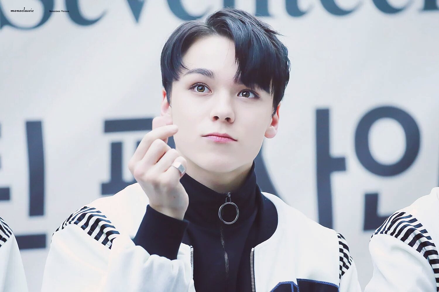 SEVENTEEN 7thチャームVERNON SEVENTEEN VERNON Hot Dance Fancam 220529 | TikTok