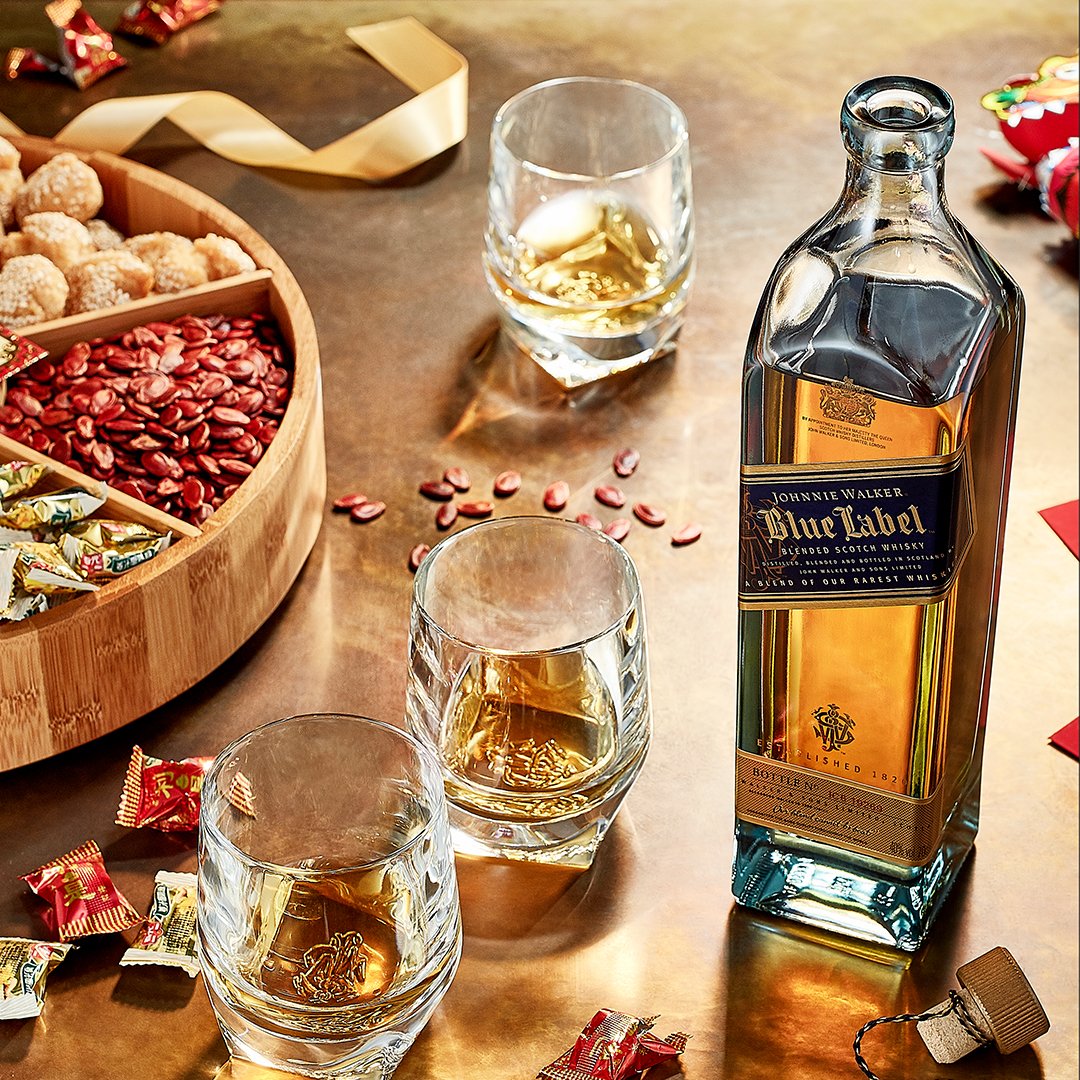 14OnChartwell's tweet photo. The weekend is almost here... So #KeepWalking and make sure to join us for the @JohnnieWalkerSA Weekend this Friday and Saturday at #14OnChartwell #LoveScotch https://t.co/OtRjwbDutK