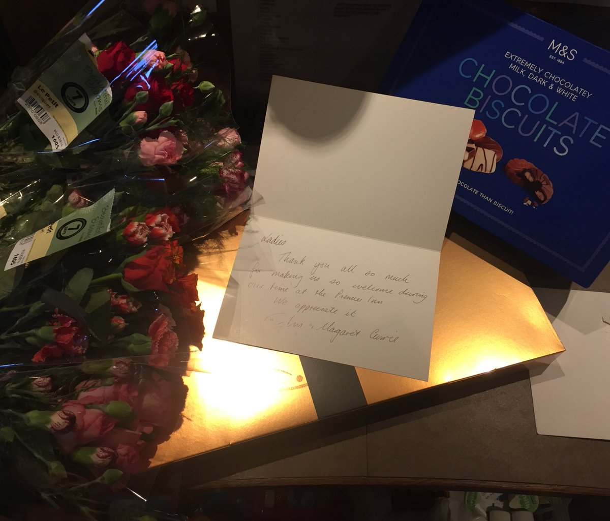 Our team being appreciated for looking after lovely guest who’s house got flooded #bestteam #thatshowyouwowguests <a href="/CatherineSmi2/">Catherine smith</a> <a href="/AndyFr4ncis/">AndyFr4ncis</a> <a href="/SDEBDD/">simon ewins</a>
