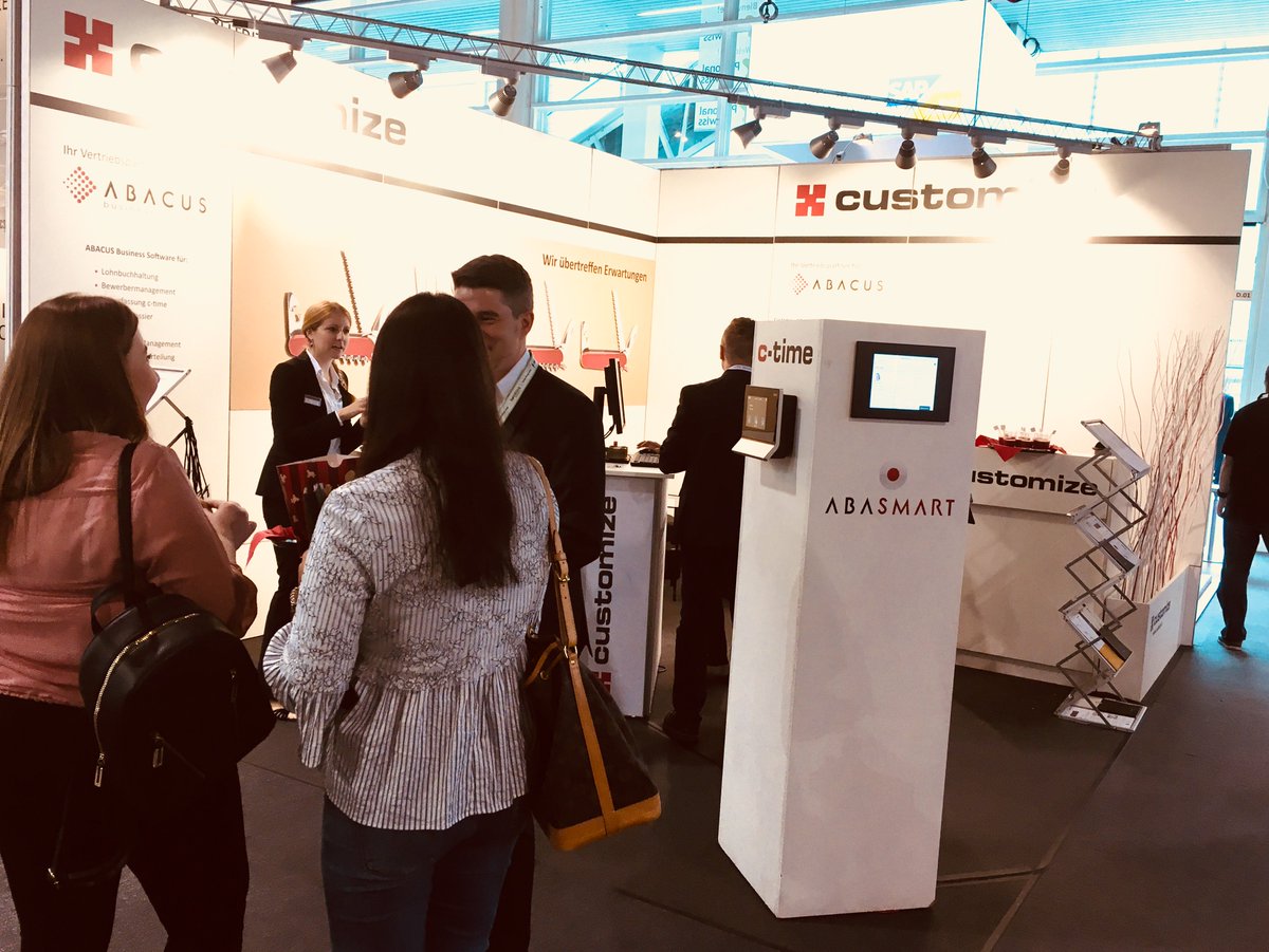 customize_ag's tweet photo. Möchtest du einen Einblick in die Abacus Business Software oder hast du  fragen zu HR-spezifischen Themen? Besuch uns jetzt an der @Personal_Swiss in der @MesseZurich in der Halle 5, Stand D.01 - das Messe-Team freut sich! 
#customize #customizeag #abacus #personalswiss2018 https://t.co/luFO9hbBxz