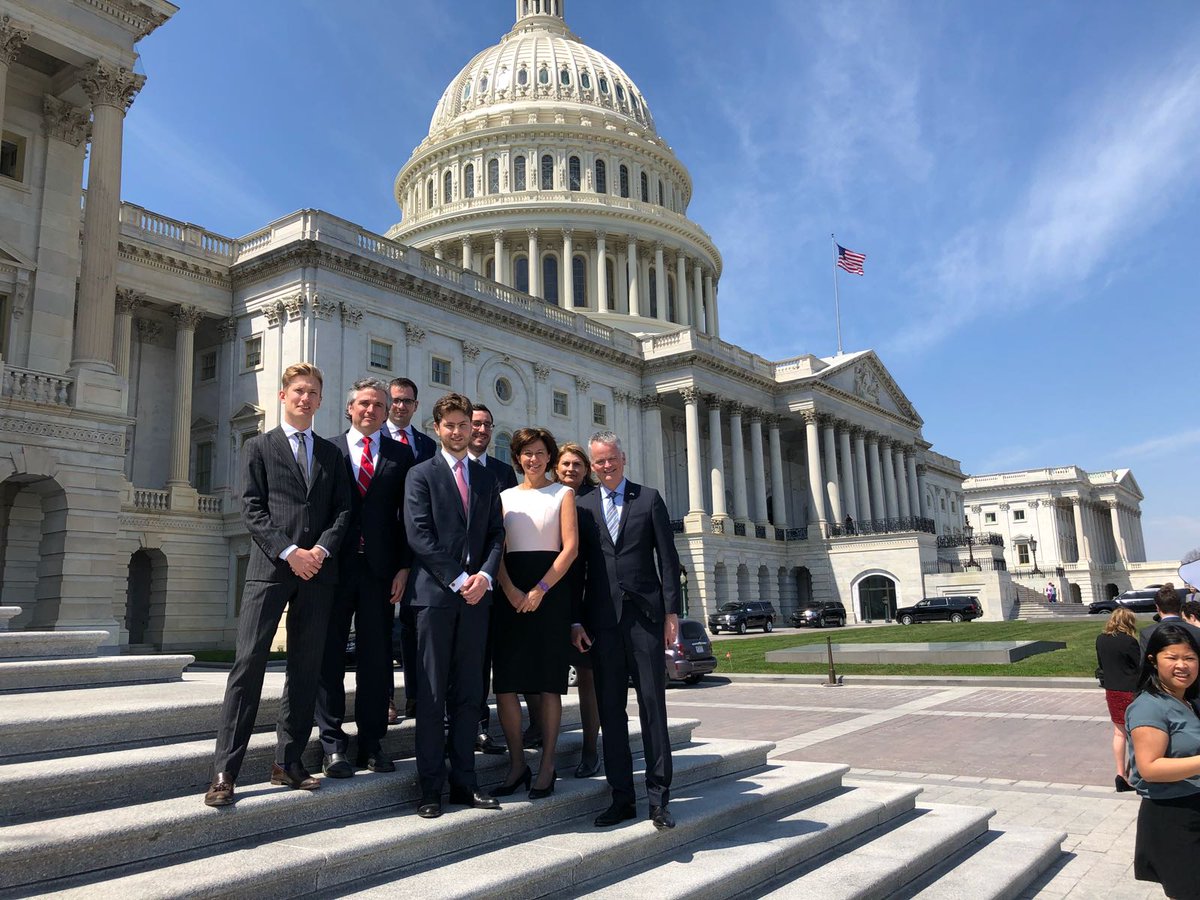 AmChamEU's tweet photo. A very busy schedule last week in #DC with 5 European AmChams for outreach meetings on #TheHill, the US administration @WHNSC @CommerceGov @USTradeRep @StateDept, press & many more! Learn more & see all the photos: https://t.co/ZCAozEOGaV #Transatlantic2018 @US2EU https://t.co/yHaBaCiNio