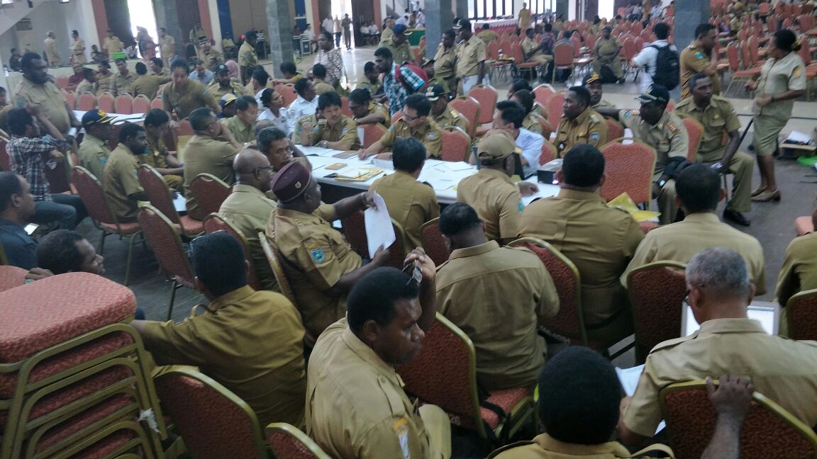bappedabintuni's tweet photo. Suasana Desk MUSRENBANG RKPD Tahun 2019 antara OPD dan Perwakilan Distrik. GSG (17/04) https://t.co/iWNt7bxVrN
