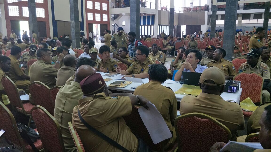 bappedabintuni's tweet photo. Suasana Desk MUSRENBANG RKPD Tahun 2019 antara OPD dan Perwakilan Distrik. GSG (17/04) https://t.co/iWNt7bxVrN