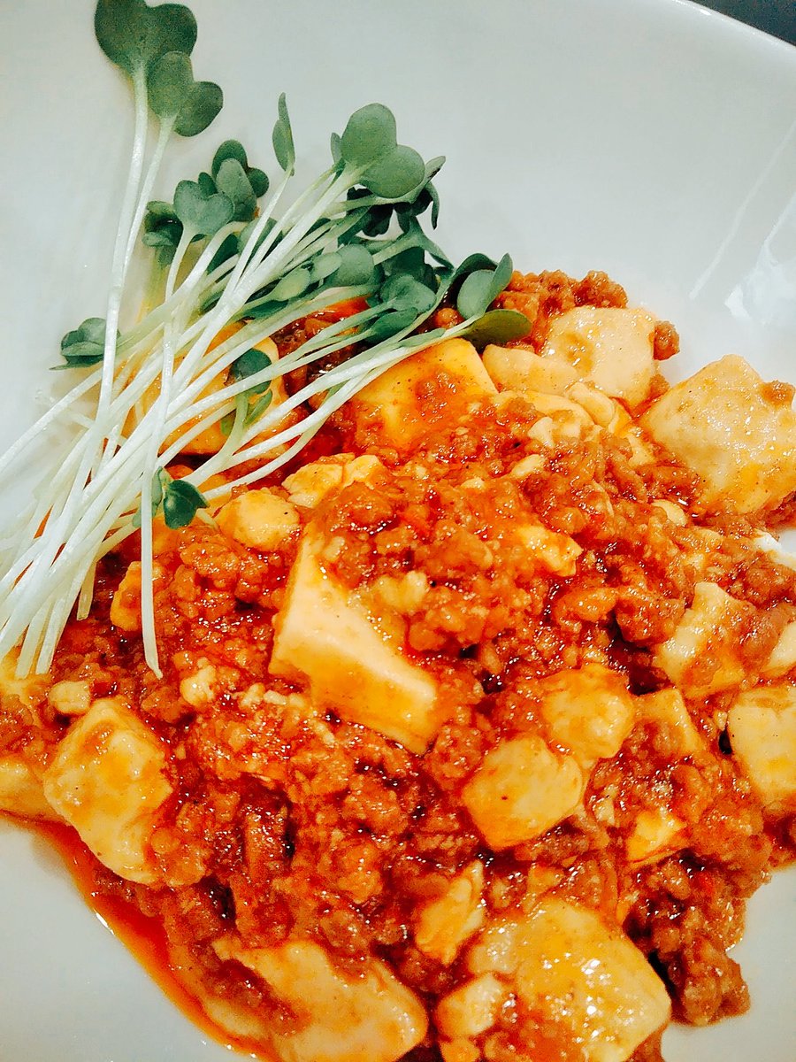 天空のカフェ エスカフローラ 公式 今日の晩ごはんは 四川麻婆豆腐定食 です 花山椒の効いた大人の麻婆豆腐です 是非食べて頂きたい1品です 現在 めありさん 輝さん れむさん この後りりあさんもきます O 大須 エスカフローラ