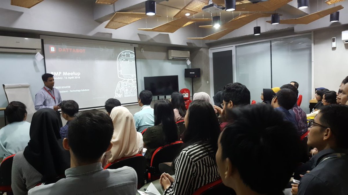 DattaBot's tweet photo. Yesterday, we had a visit from @ppm_manajemen (Lecturers, Staffs, and Students). They were really curious on what we are doing in digital transformation, big data, and its implementation for industries.
.
Thank you for coming! #dattabot #ppmmanajemen https://t.co/2pVuPb1jfw
