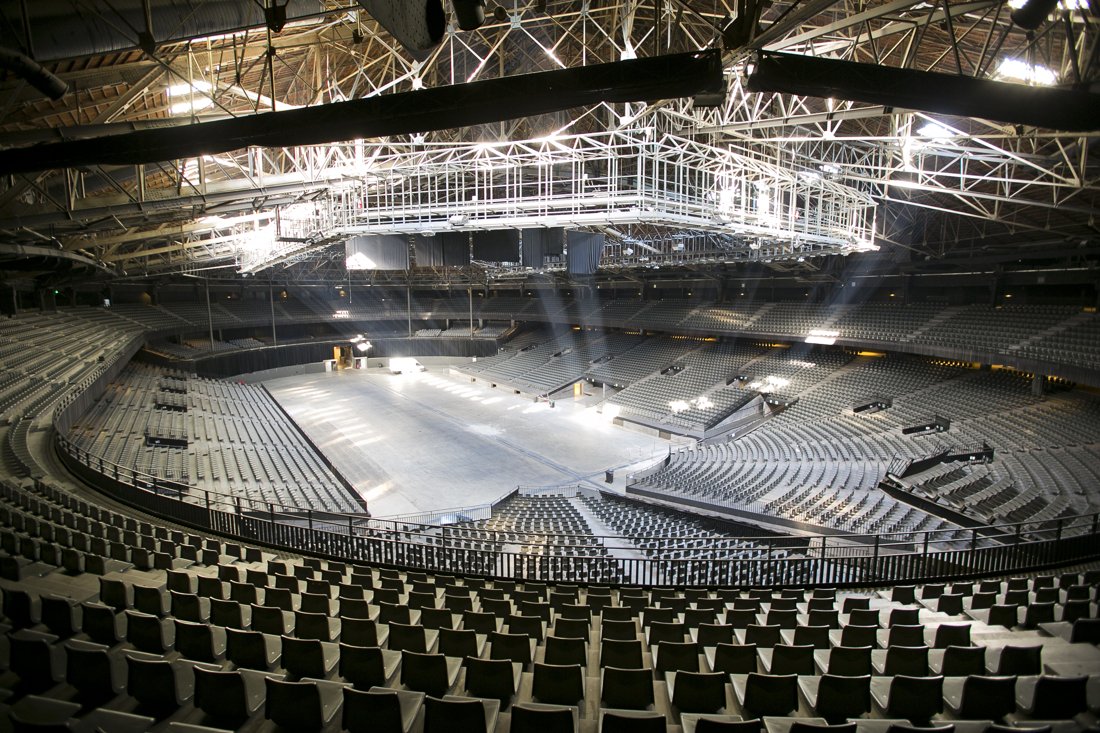 LAtotheMoonNews's tweet photo. SHOW 34 – TONIGHT
Lana Del Rey and Cat Power are bringing the #LAtotheMoonTour to Sportpaleis in Antwerp, Belgium!
Doors: 18:30
@CatPower: 20:00
@LanaDelRey: 21:10 https://t.co/dGbp1zP4qO