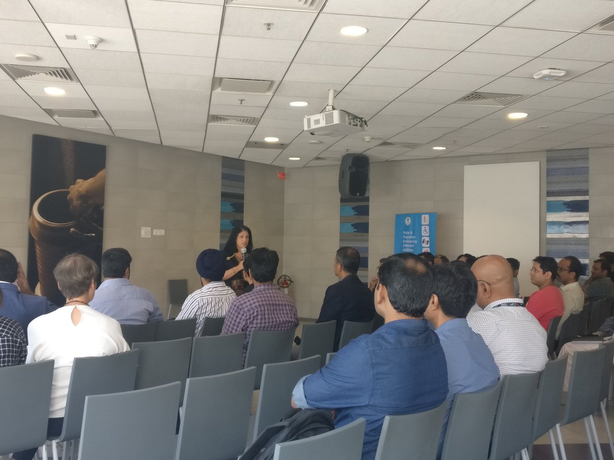 Disability etiquette awareness at Leadership Connect with Nadine Vogel on Disability at work place.
CDAN 2018
#EmpowerDisability
#WeAreCisco