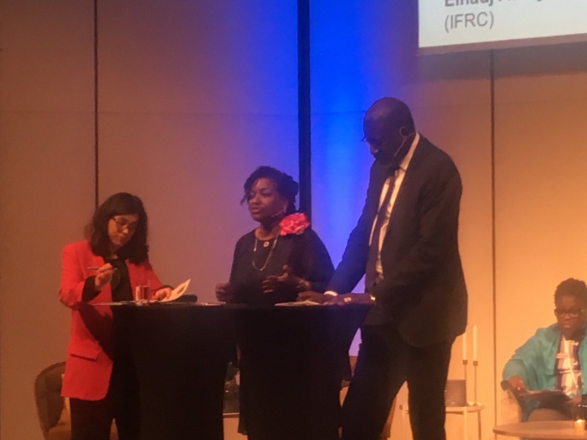 UNFPA_Nordic's tweet photo. Inspiring panel #GenderEqualWorld Conference @Atayeshe @unfpa &amp; @As_SyIFRC @Federation hosted by @IsabellaLovin - gender is about everyone , it is not a women’s issue! Husbands schools in @unfpaniger is a great example of improving women’s  maternal health. https://t.co/kSmCBWoFvA